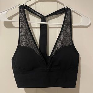 Lululemon bra size 6